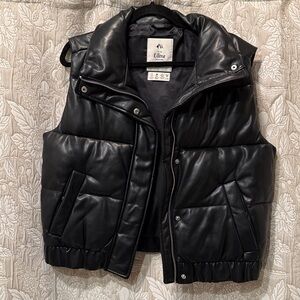 Abercrombie & Fitch Vegan Leather Ultra Puffer Vest